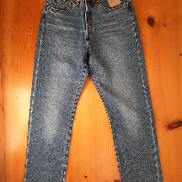 Levi's 501 Original Fit Women's Jeans - Picture 2 of 7